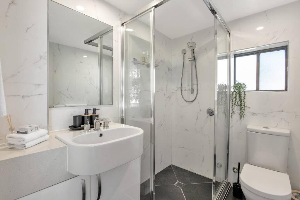 Seahaven Beachfront On Albatross * Gold Coast